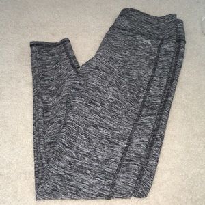 Hollister fit cut out leggings